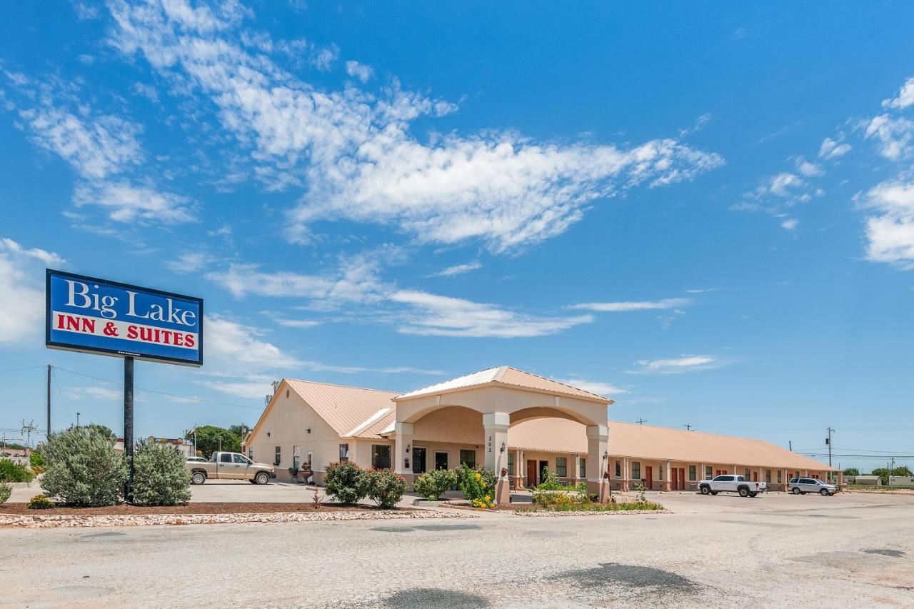 Big Lake Inn And Suites מראה חיצוני תמונה